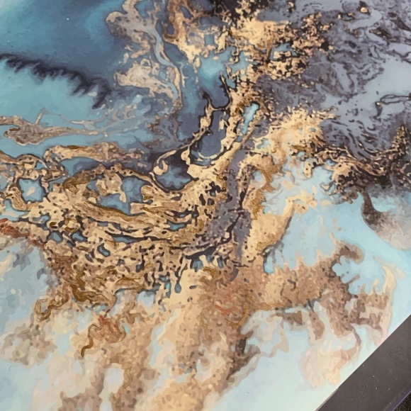 13 inch marble MacBook Air bundle - Picture 3 of 4